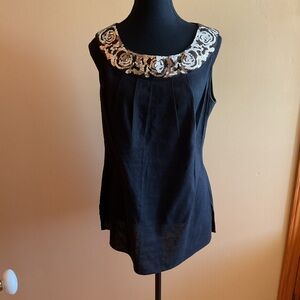 Chic Black Sleeveless Pleated Blouse with Silver Accents Size L